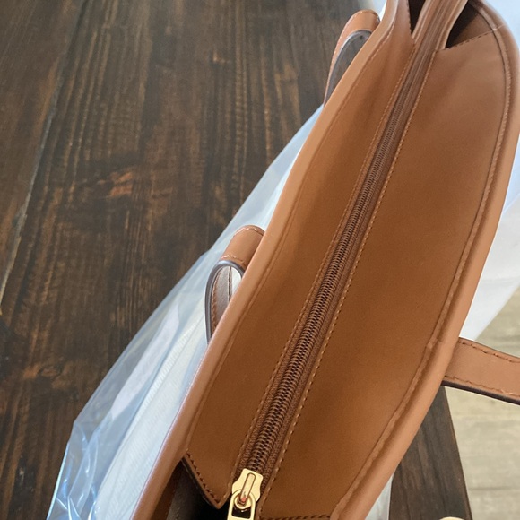 Michael Kors   “Kimber” Large Tote - Picture 9 of 11